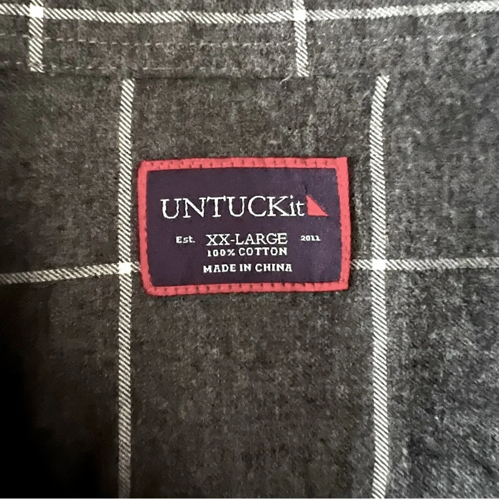 UNTUCKit Grey Flannel Windowpane Check | XXL - Picture 6 of 8
